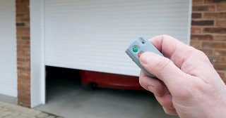 Купить автоматику для рулонных ворот Магадан, цена от 2719 руб.