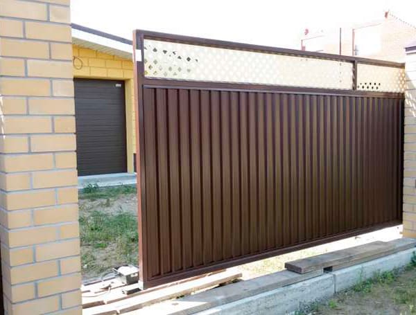 Эстетика и Надежность: Ворота Grand Line для Вашего Дома в Магадане от 36728 руб